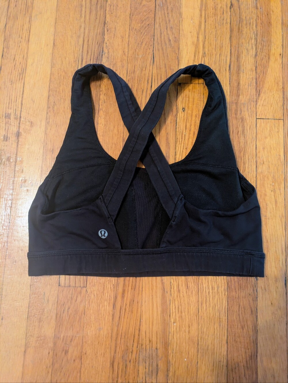 Lululemon Run: Stuff Your Bra Sports Bra in classic Black, Size 6
